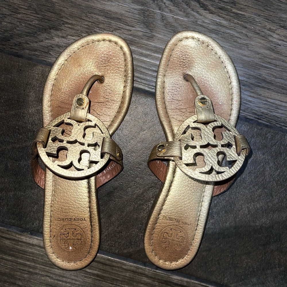 Tory Burch matte gold millers